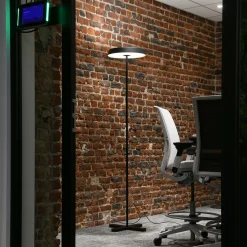 Koi-S LED Stehleuchte, mit Dimmer Stehleuchten|Objektbeleuchtung