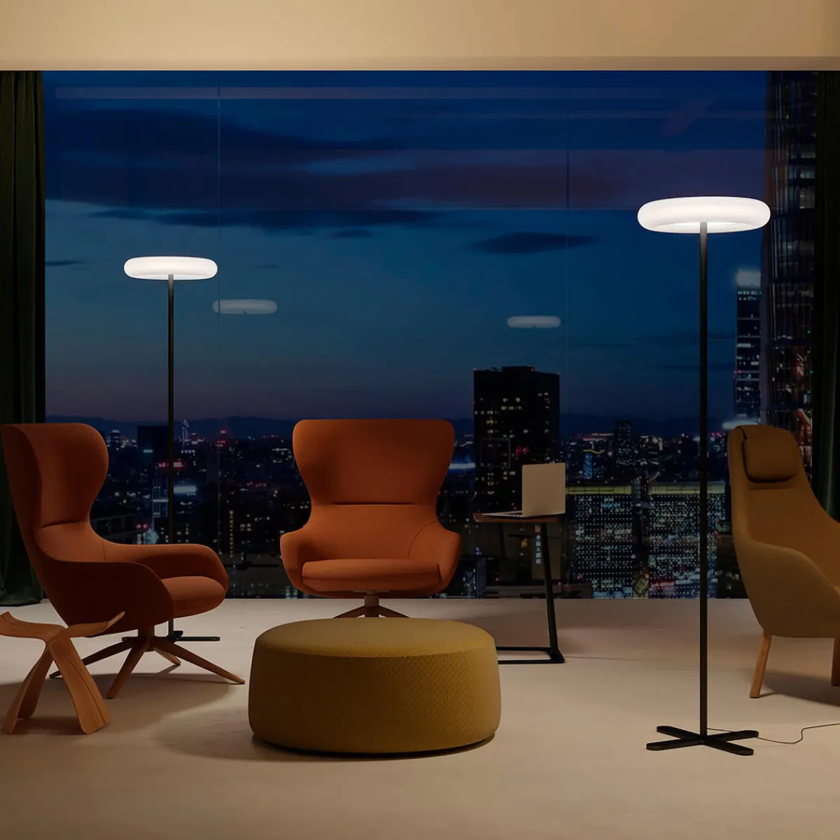 New Oto-10 LED Stehleuchte, Multisens Stehleuchten|Objektbeleuchtung