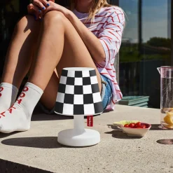 Hot Edison the Petit LED Akkuleuchte mit Cooper Cappie Playground Tischleuchten|Akkuleuchten