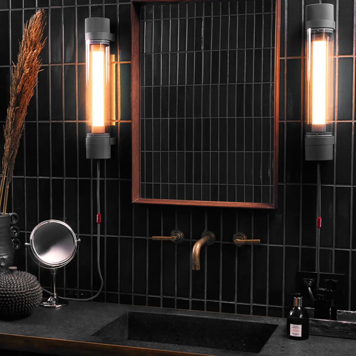 Outlet Tjoep Small LED Wand- / Pendelleuchte Wohnzimmer|Flur