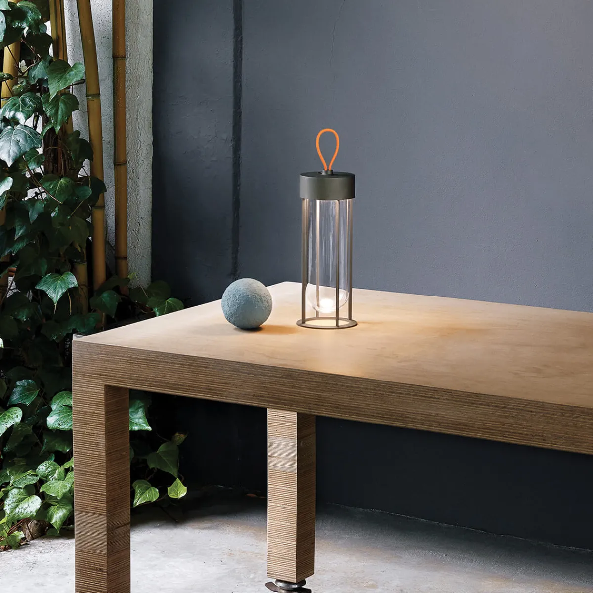 Online In Vitro Unplugged LED Akkuleuchte, 2700 K Hotellerie|Gastronomie