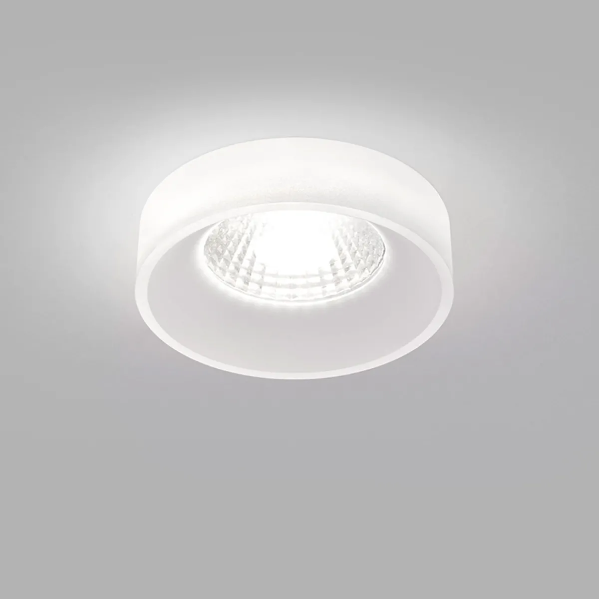 Outlet Iva LED Deckeneinbauleuchte Flur|Badezimmer