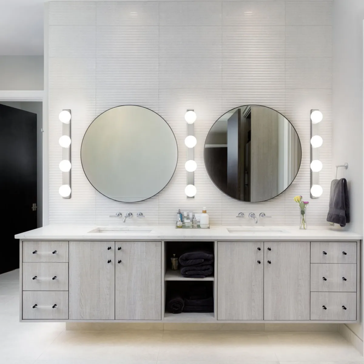 Best Lis LED Wand- / Spiegelleuchte Schlafzimmer|Flur