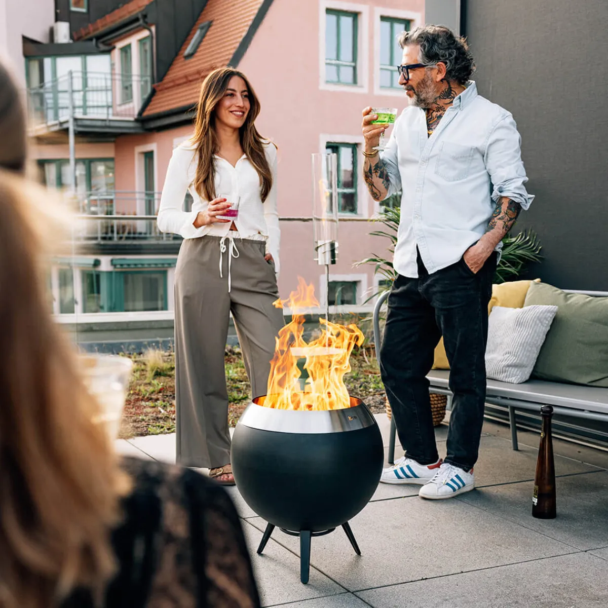 New Moon 45 Feuerschale mit niedrigem Fuß Feuerkörbe & Feuerschalen