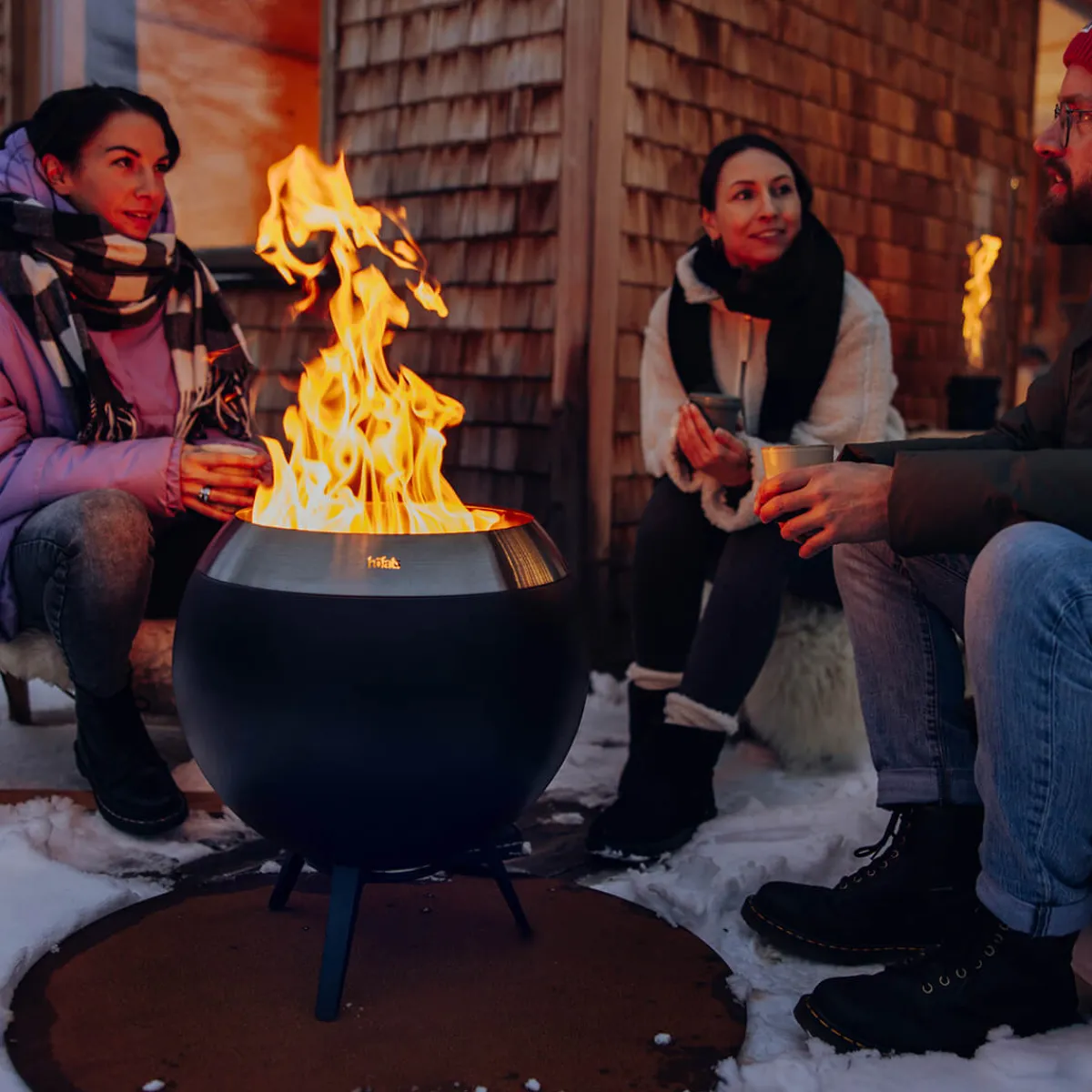 New Moon 45 Feuerschale mit niedrigem Fuß Feuerkörbe & Feuerschalen
