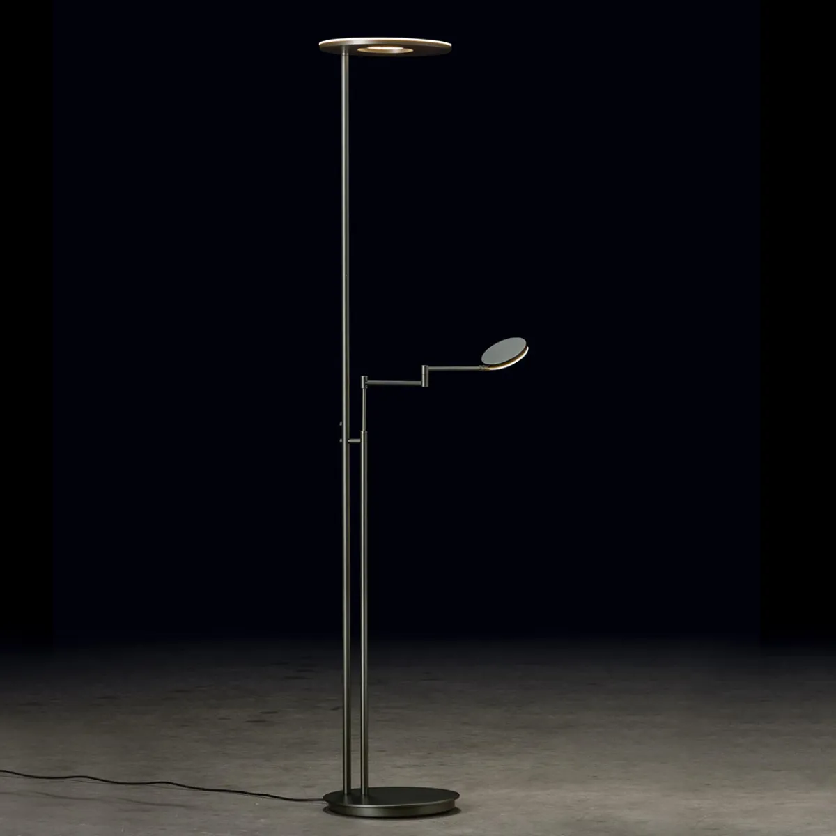 New Nova Plano LED Deckenfluter mit Lesearm Stehleuchten|Leseleuchten