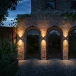 Iem.2 LED Außenwandleuchte Terrassen|Hauseingänge