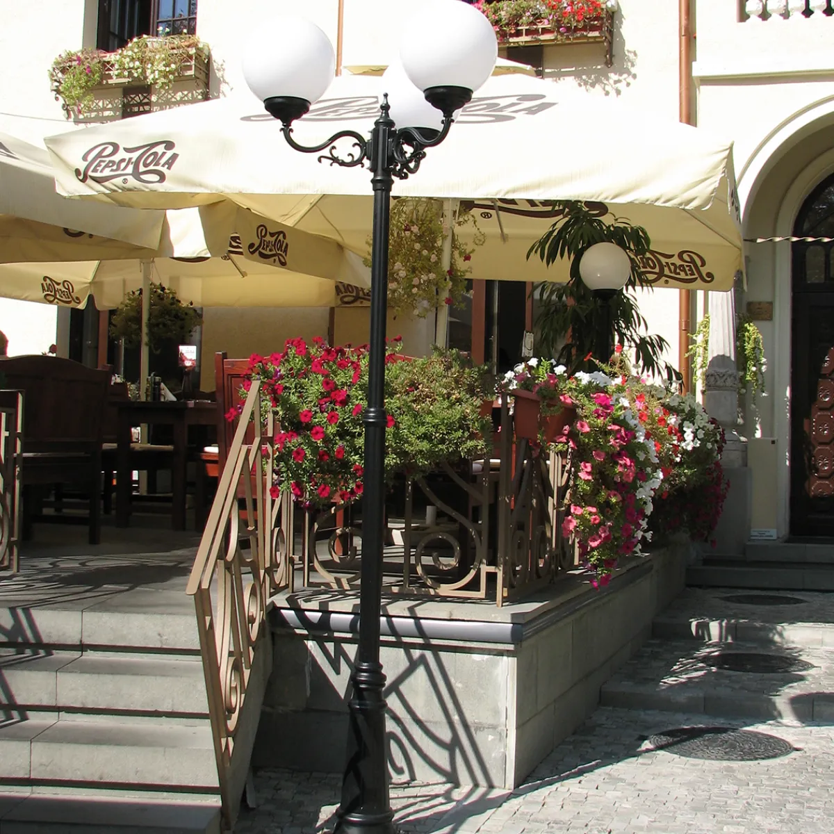 Outlet 1134/1144 Stehleuchte Stehleuchten