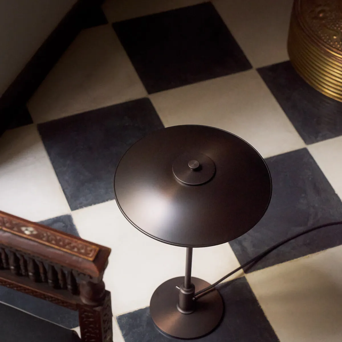 Outlet PH 3/2 Aged Brass Opal Tischleuchte Hotellerie|Tischleuchten