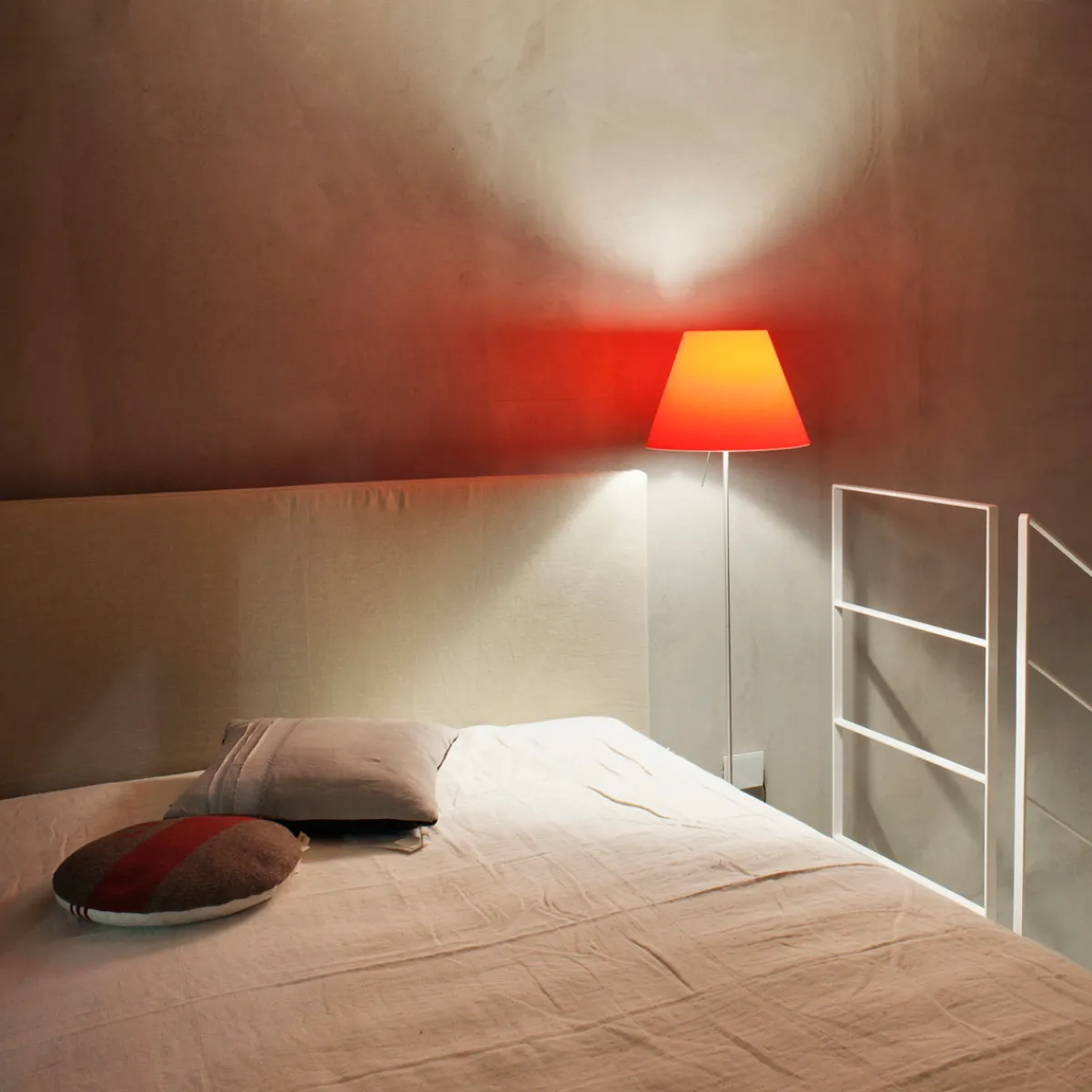 New Costanza Terra Fix mit Schalter, Alu Wohnzimmer|Schlafzimmer