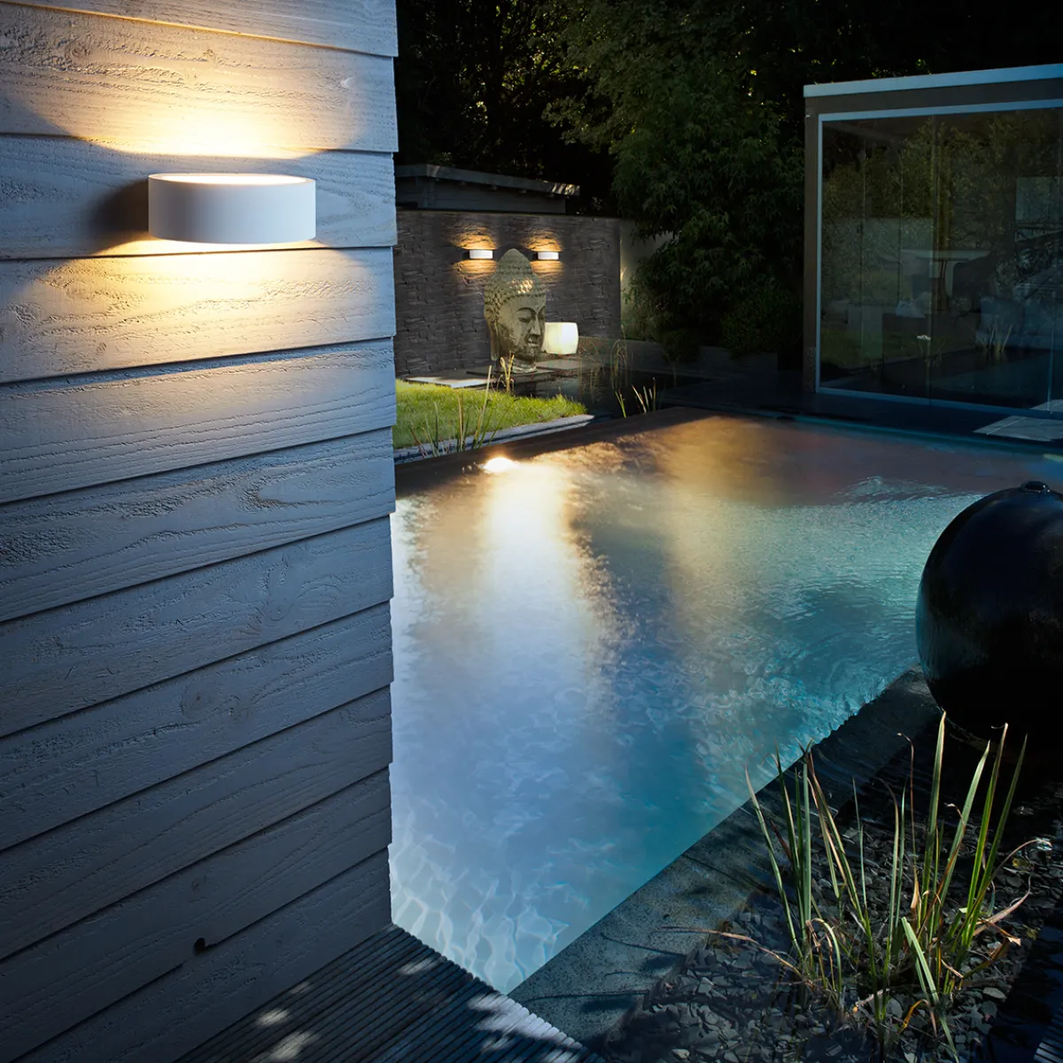 New Saarbrücken LED Wandleuchte Hauseingänge|Fassaden