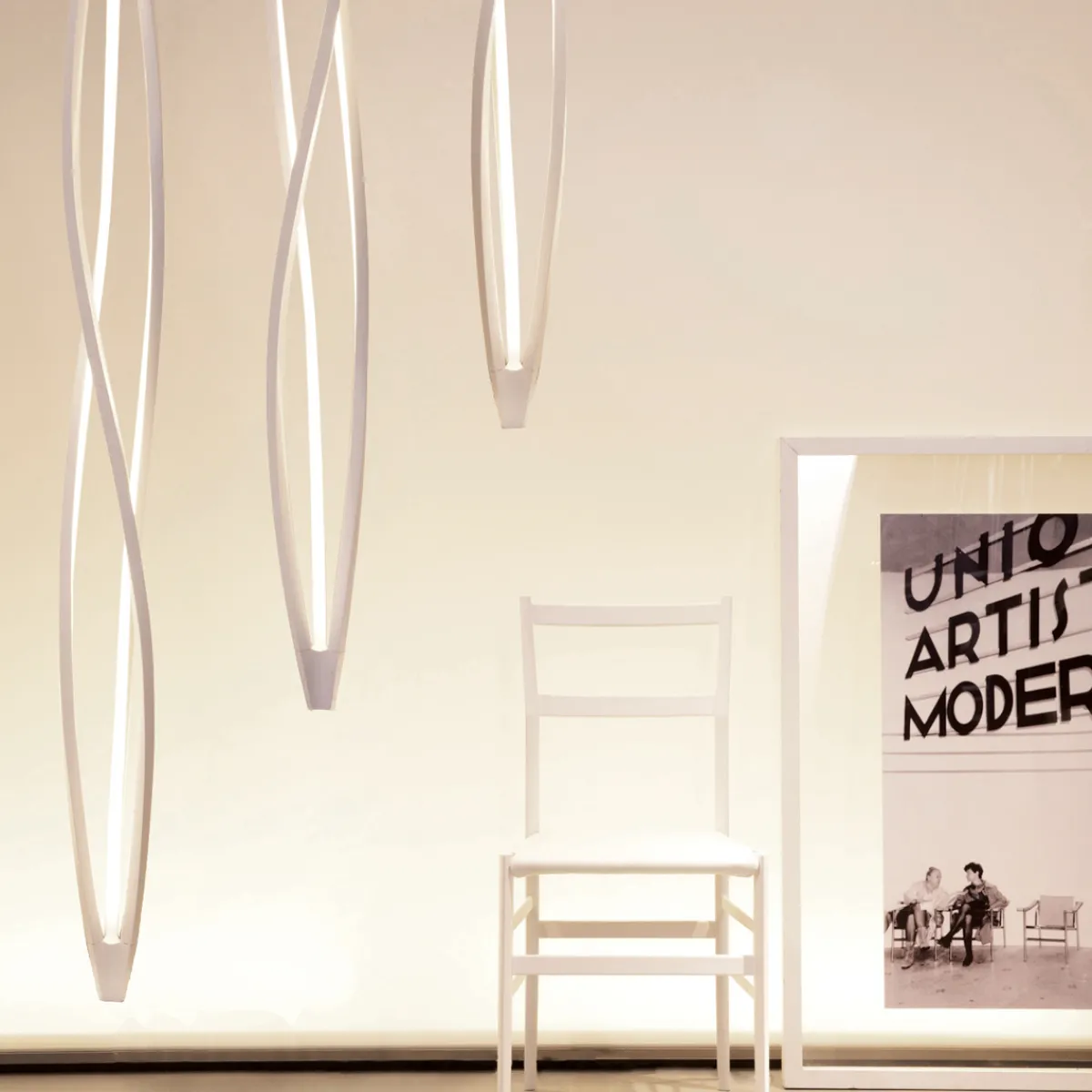 Online In The Wind Vertical LED Sospensione Pendelleuchten|Flur