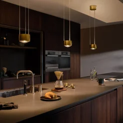 Hot Sento E sospeso up 