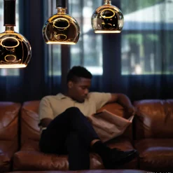 Best LED Floating Globe 150 klar E27, 4,5 W, 2200 K, dimmbar E27|Dekorative Leuchtmittel